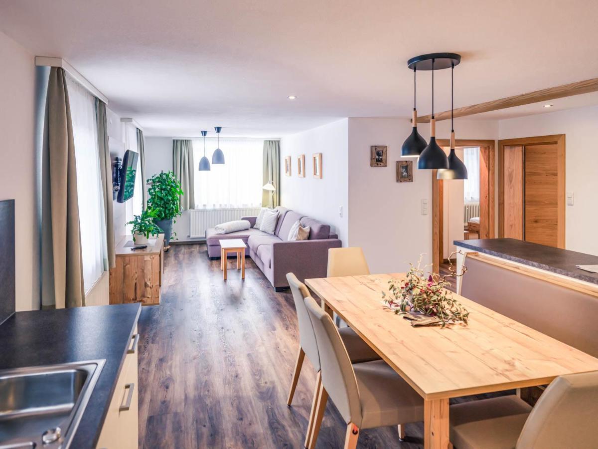 Haus Kristall Tannheim Buitenkant foto