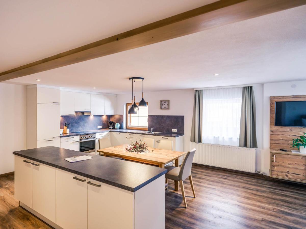 Haus Kristall Tannheim Buitenkant foto
