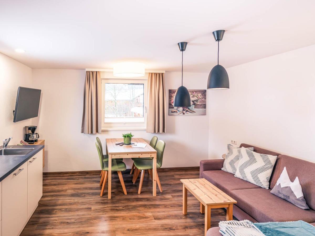 Haus Kristall Tannheim Buitenkant foto